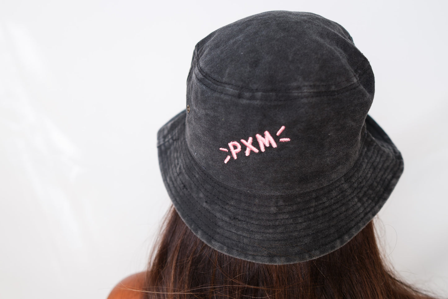 Bodeguita cat logo bucket hat