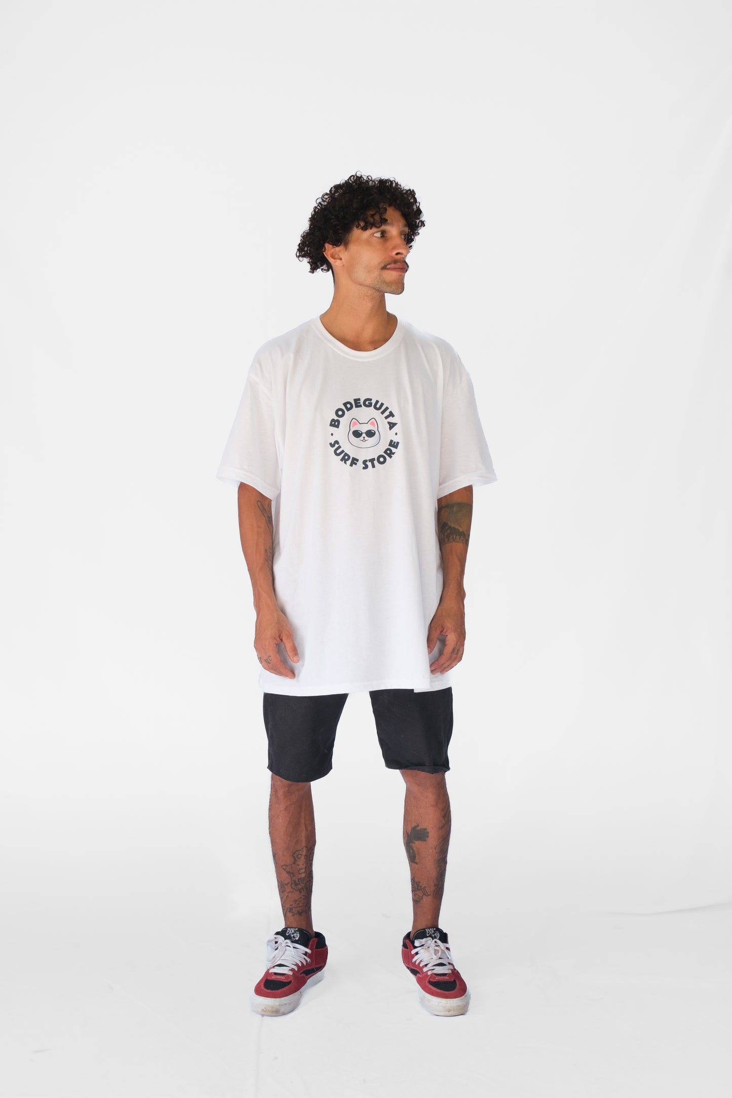 Bodeguita Cat Stamp Logo tshirt