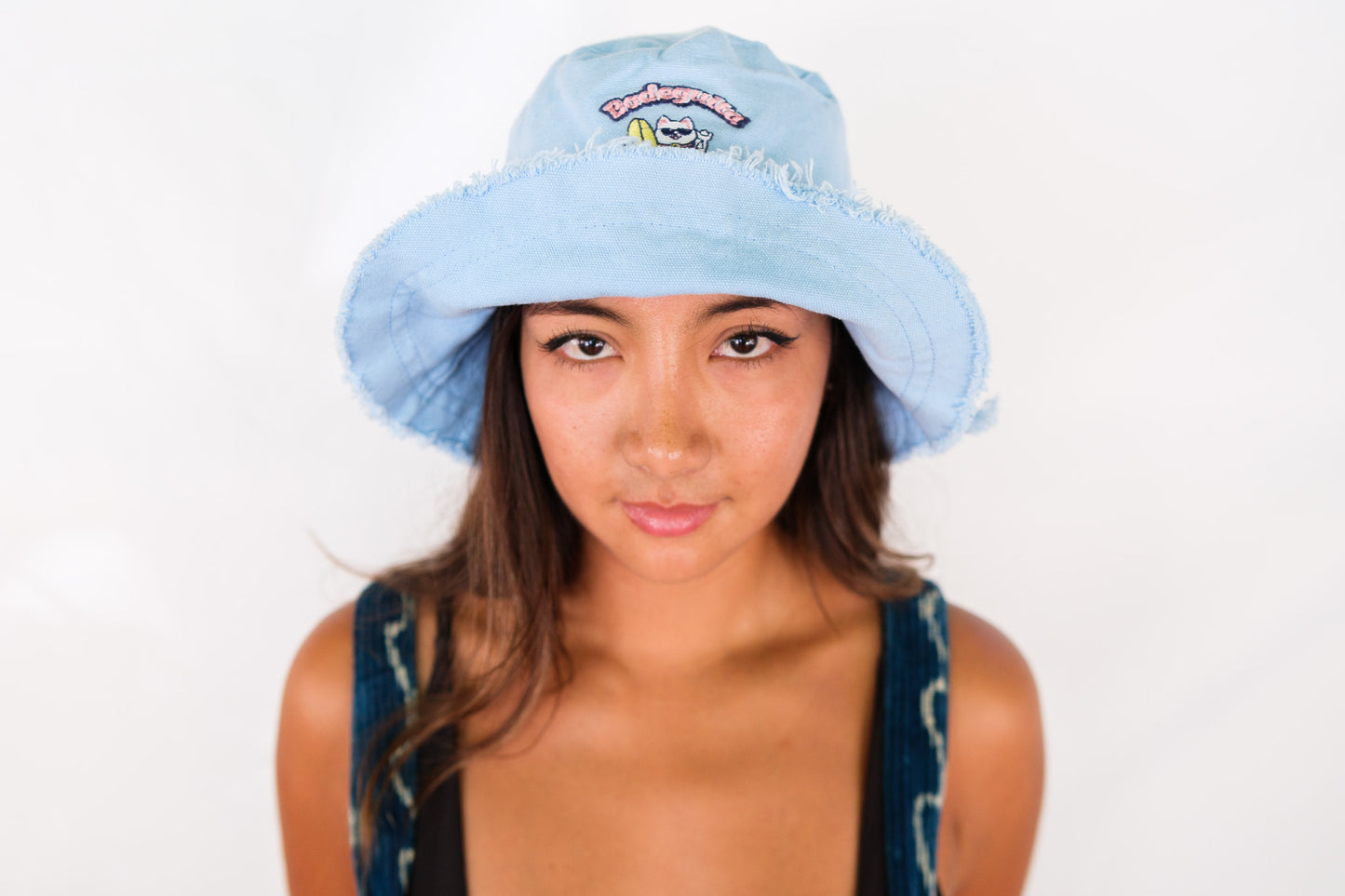 bucket blue