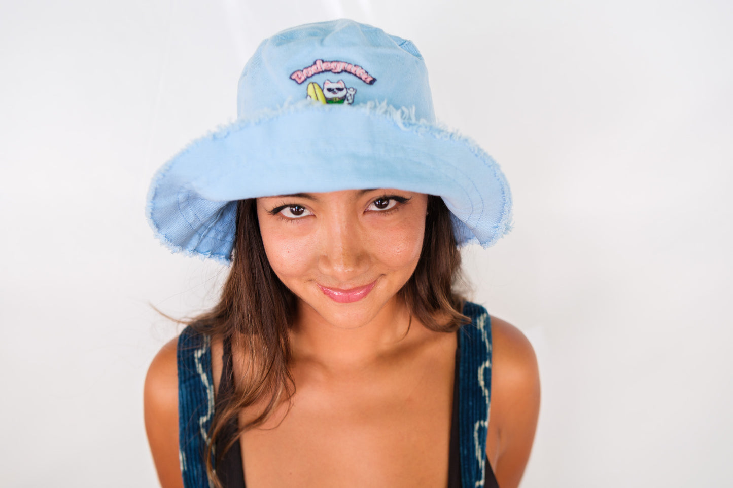 bucket blue