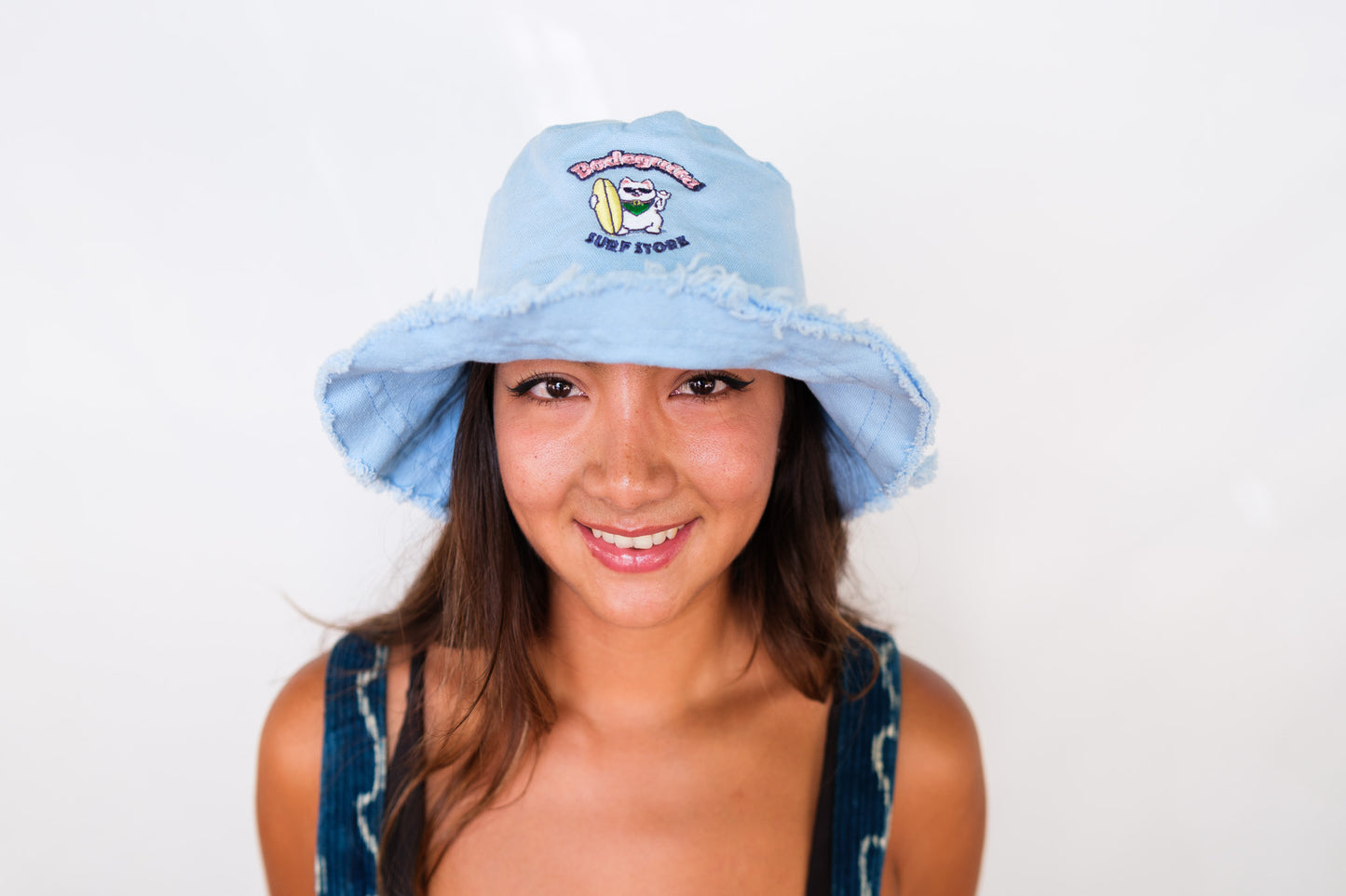 bucket blue